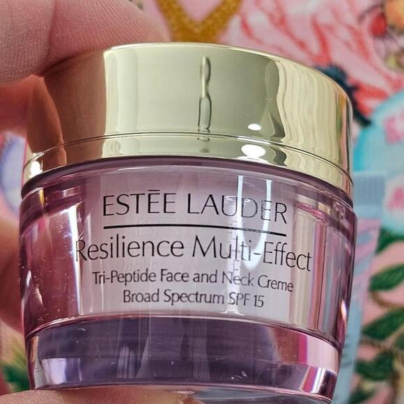 Women's Estee Lauder Makeup set of 5 travel size skin care - Picture 2 of 9